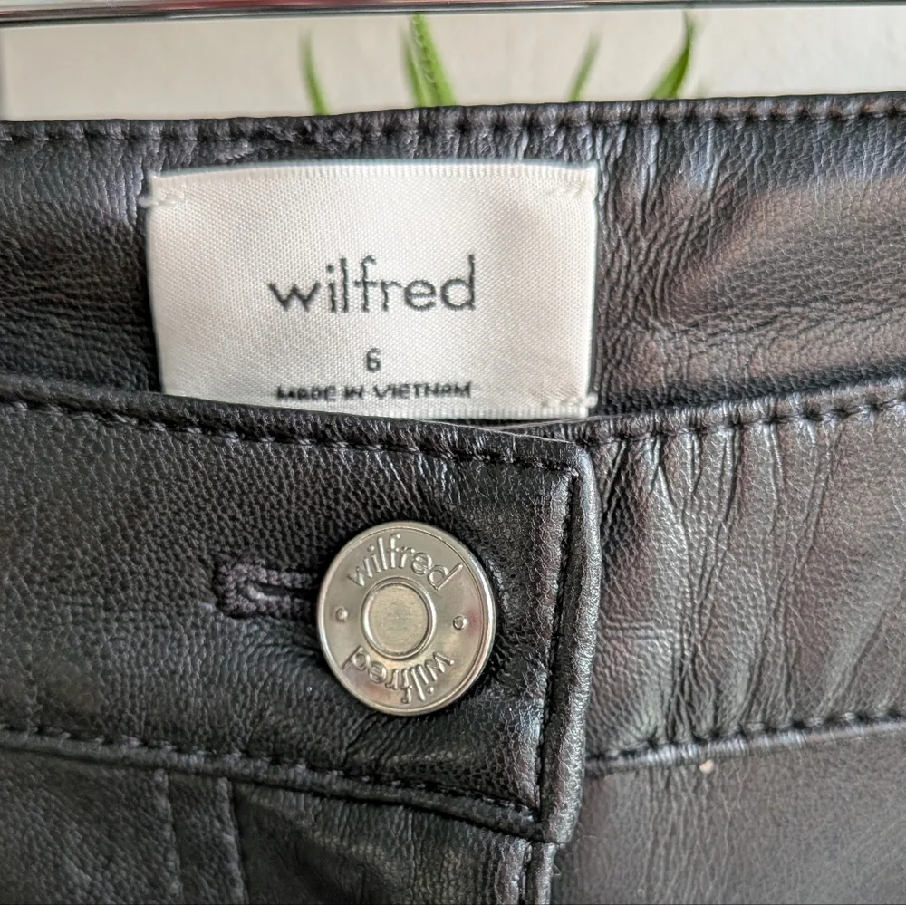 Aritzia Wilfred Melina Vegan Leather Pants - Black - Size 6